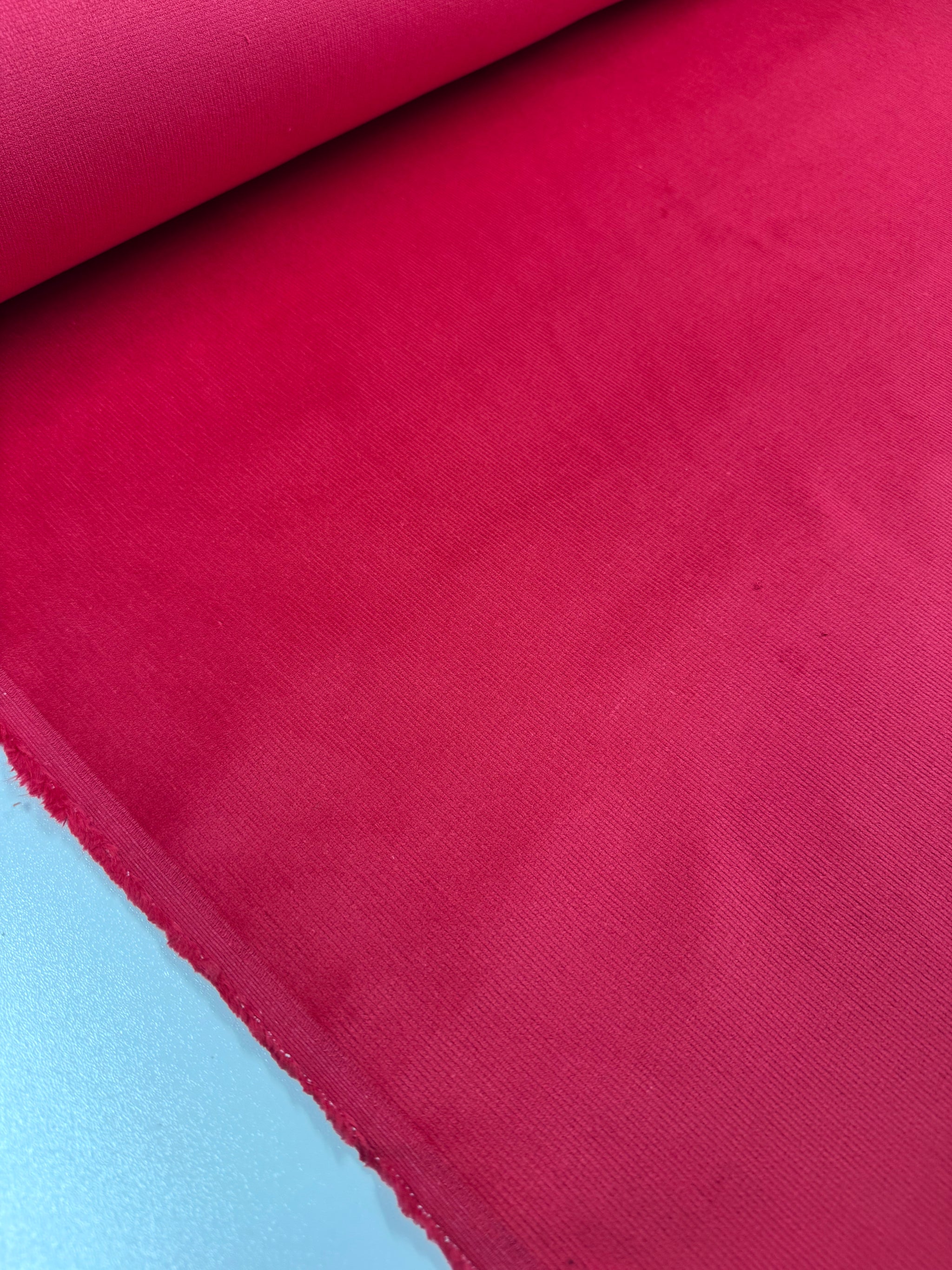 Micro Wale Corduroy - Red - 143cm
