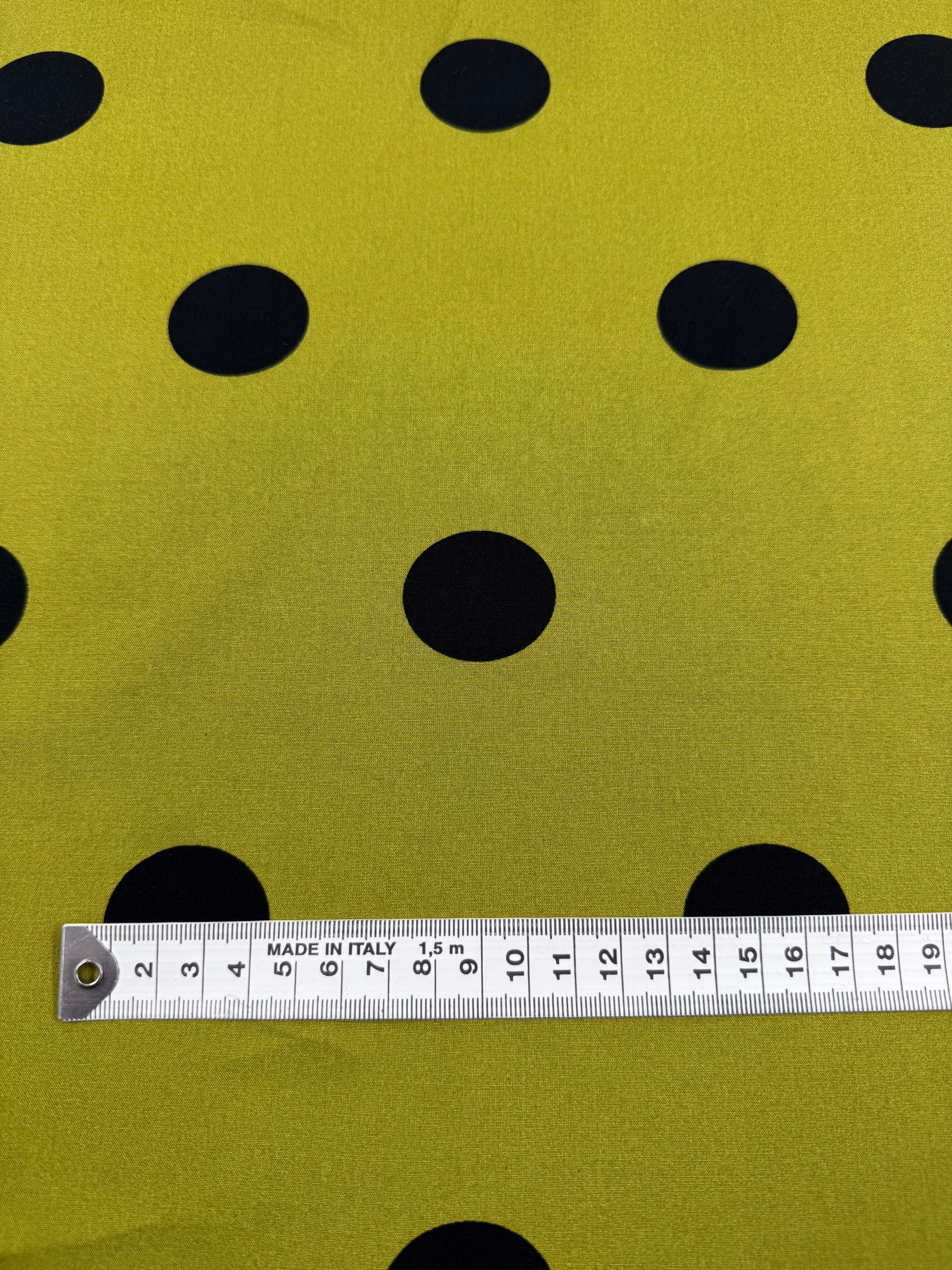 Silkyfall rayon
 - Citron Dots - 145cm