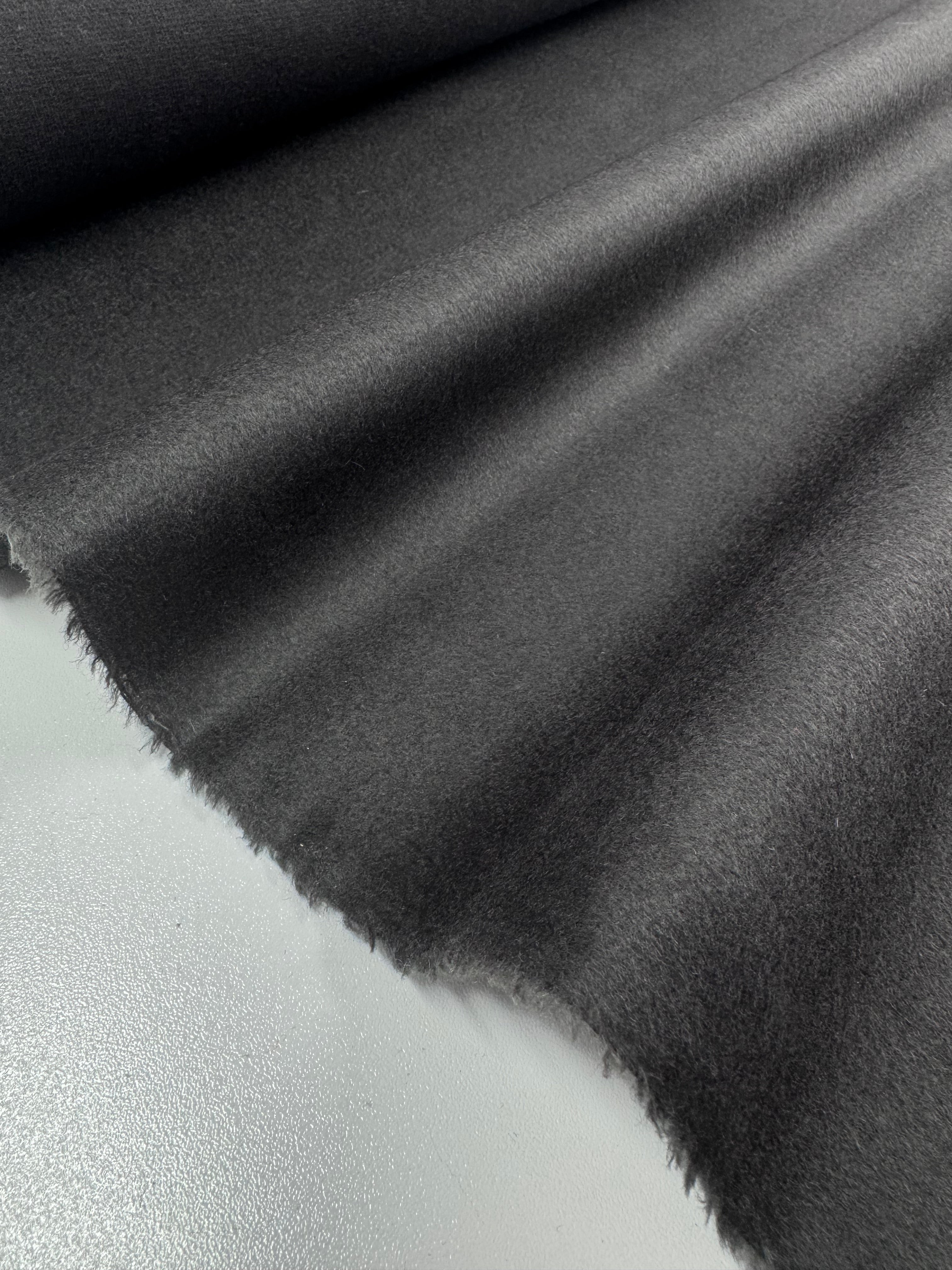 Wool Cashmere - Charcoal - 146cm