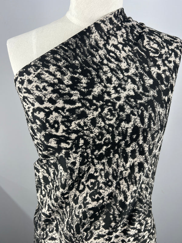 Textured Knit - Snow Leopard - 145cm
